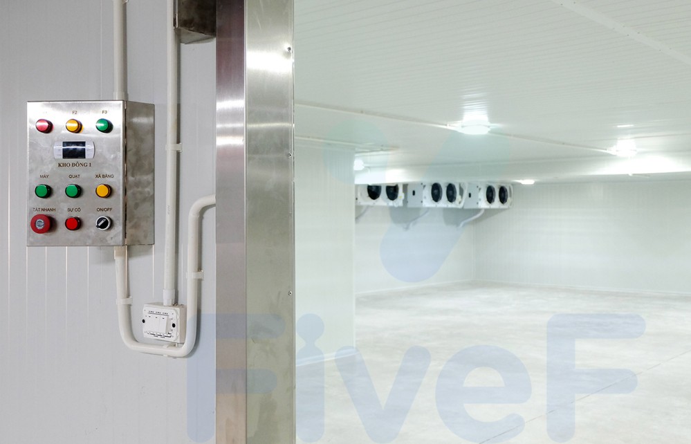 mặt sàn bảng điều khiển